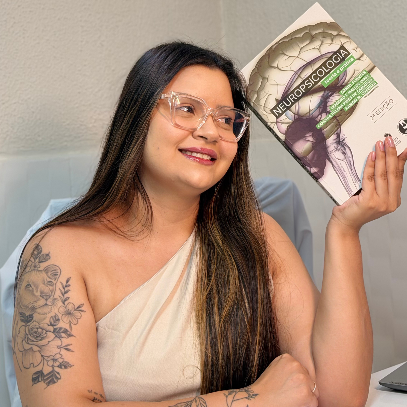 Irisneide Souza - Psicóloga e Neuropsicóloga especialista em TEA e avaliação neuropsicológica